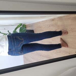 Hollister Low rise jeans size w26